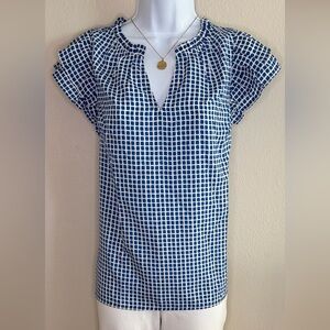 NWT Vineyard Vines Ruffle Sleeve Silky Popover Top